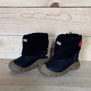 Hunter Black and Tan Winter Boots‎